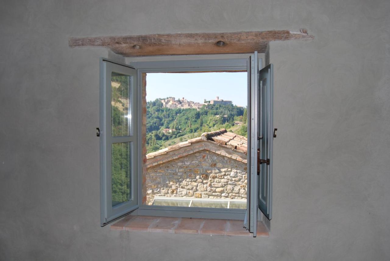 Borgo Cardaneto Bed and Breakfast Montone  Exteriör bild
