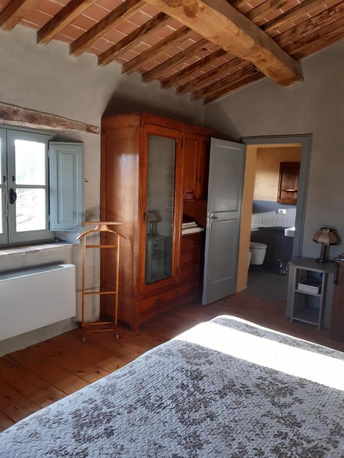 Borgo Cardaneto Bed and Breakfast Montone  Exteriör bild
