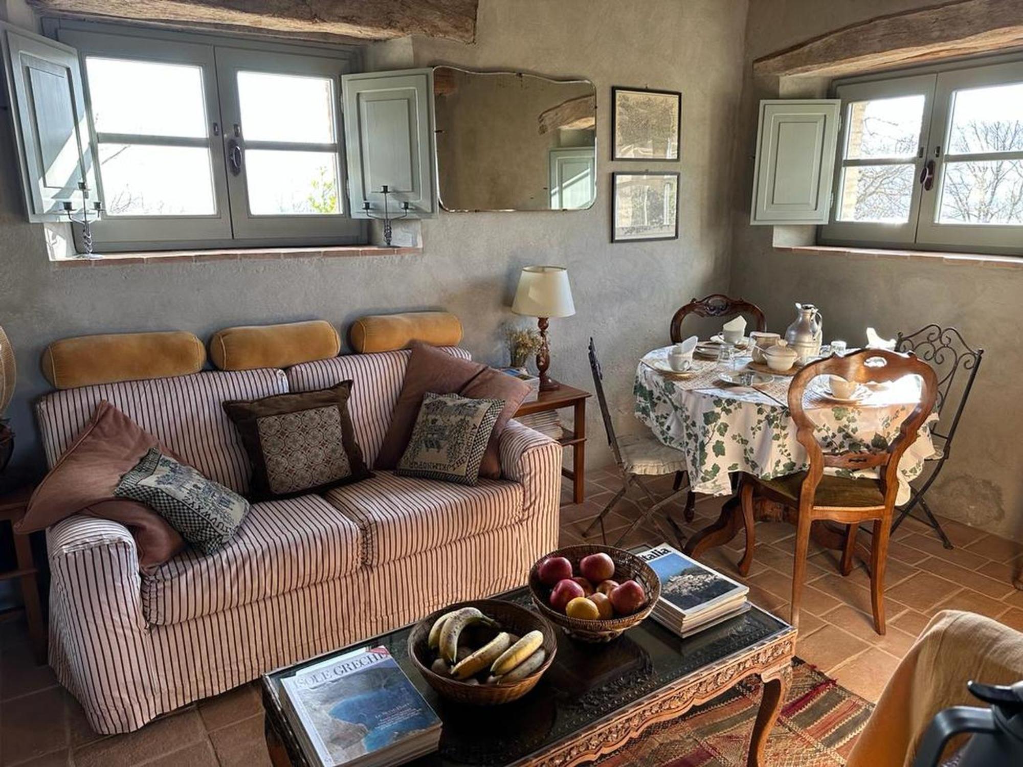 Borgo Cardaneto Bed and Breakfast Montone  Exteriör bild