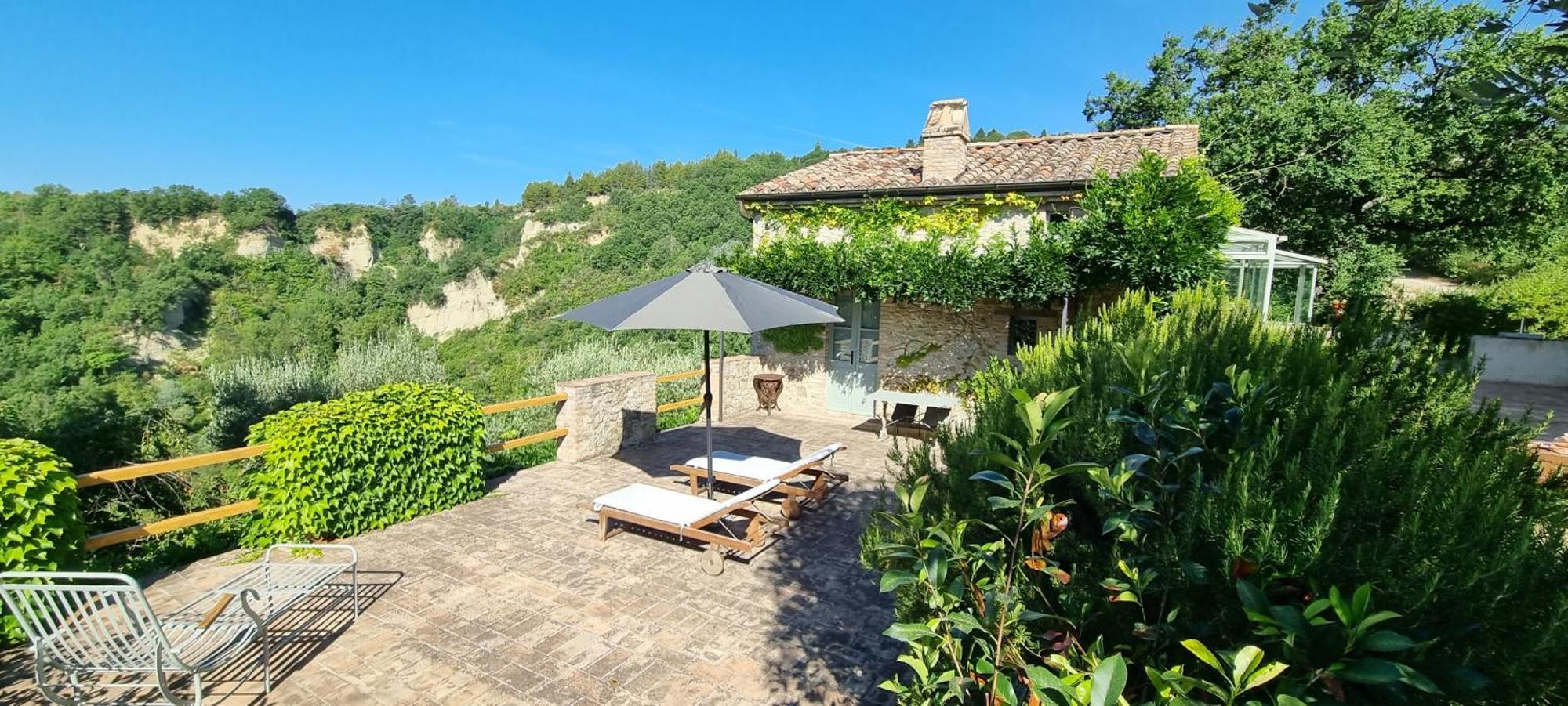 Borgo Cardaneto Bed and Breakfast Montone  Exteriör bild